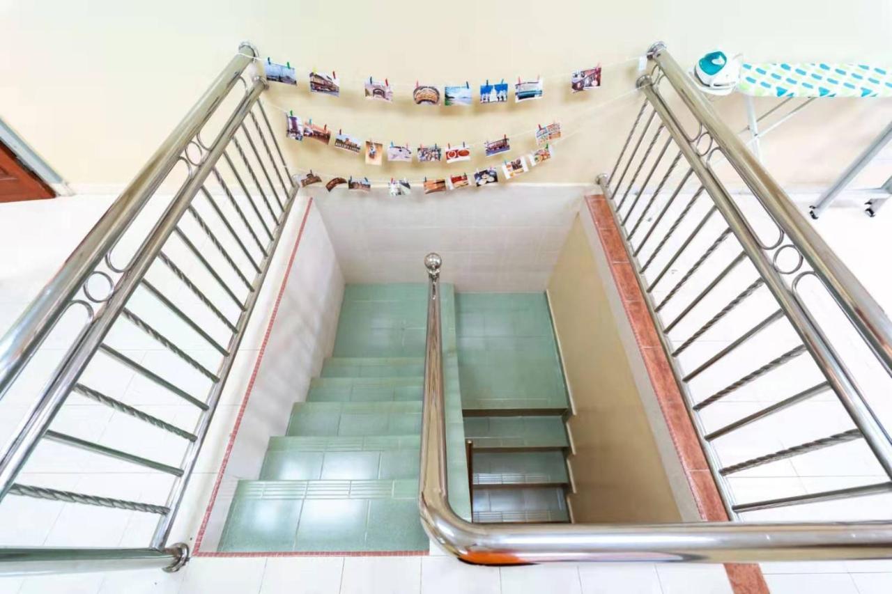 Star Light Homestay Sitiawan Eksteriør bilde